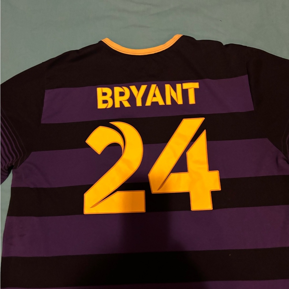 Kobe Bryant Kobe Bryant designer soccer jersey Laker colors size XXL - Picture 2 of 4